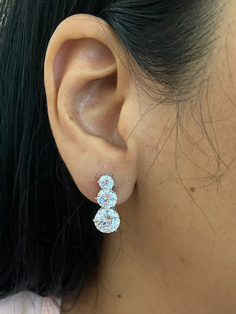(Copy) Sterling Silver Drop Solitaire Earrings With Screw Back