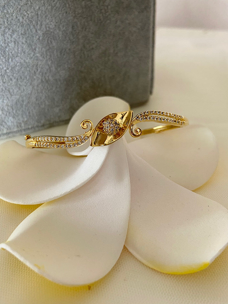Gold Plated Leaf Bracelet Kada