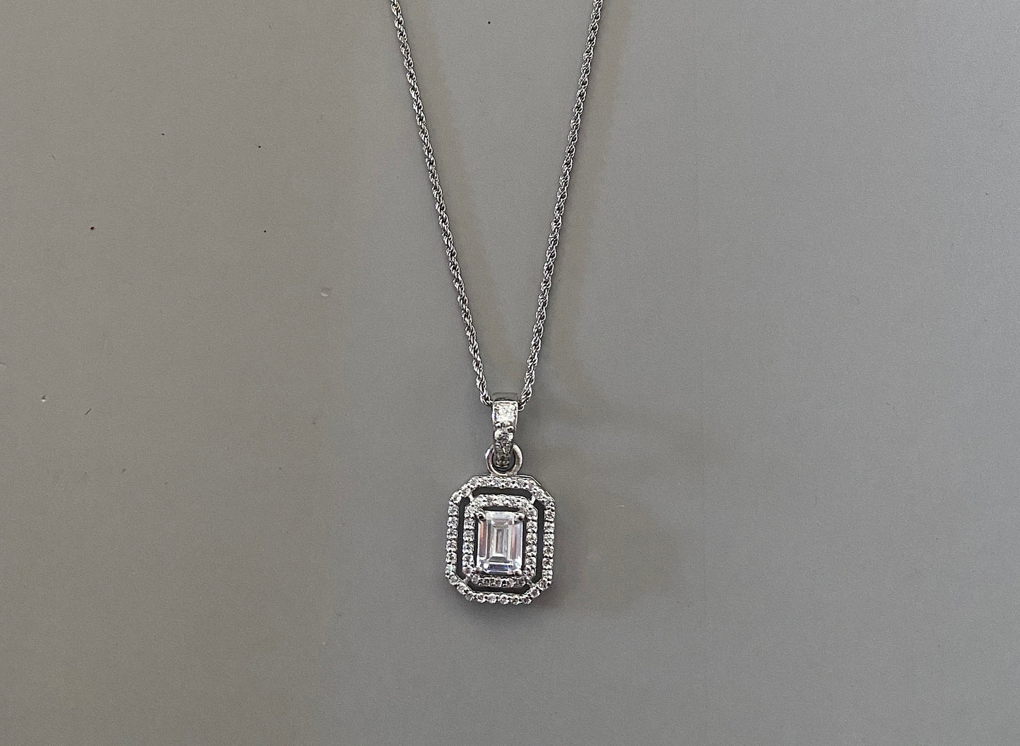 Emerald Solitaire Pendant