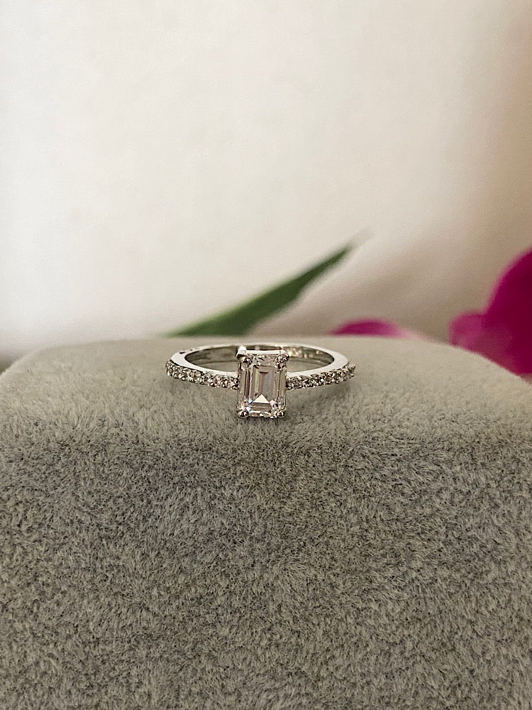 Emerald Solitaire Silver Ring