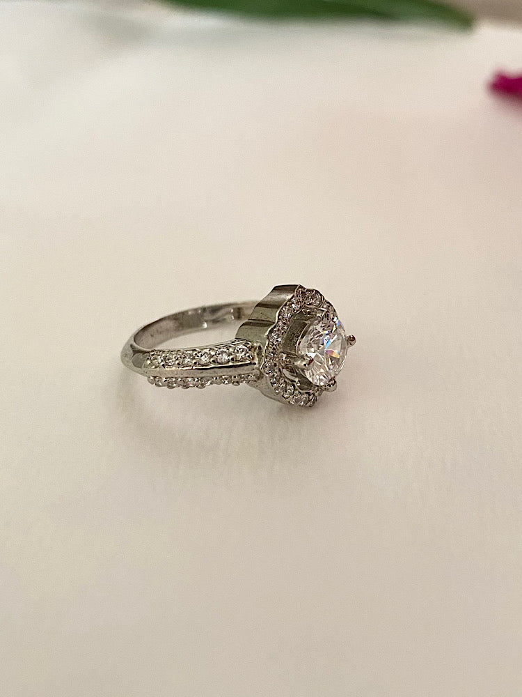 Silver Ring Solitaire Floral Design