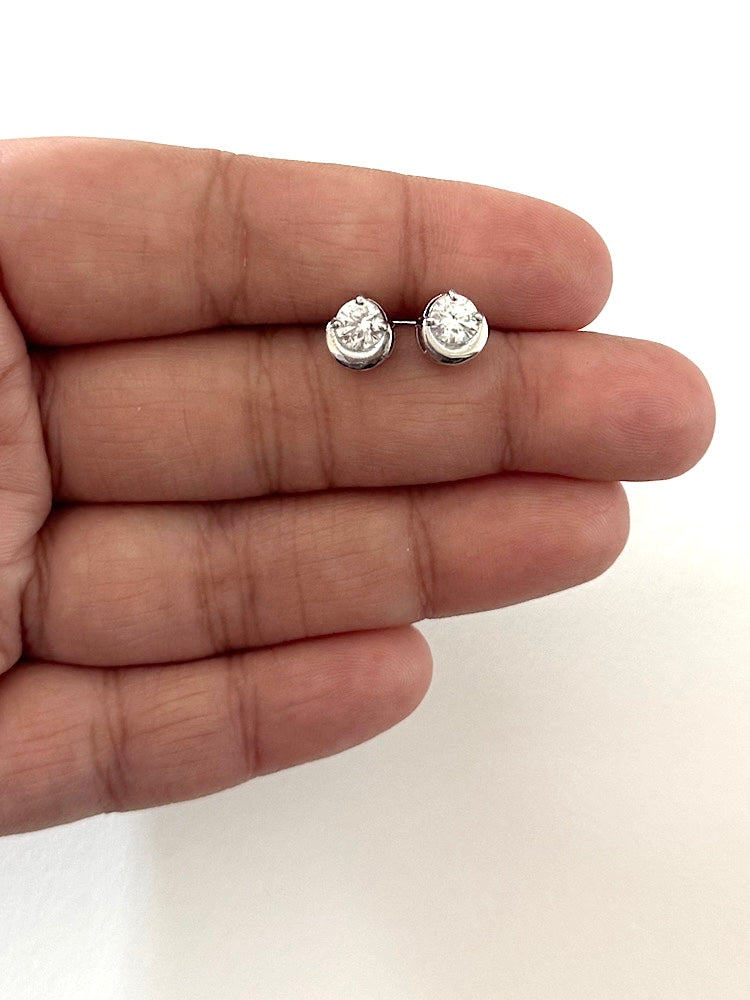 Solitaire Studs Sterling Silver