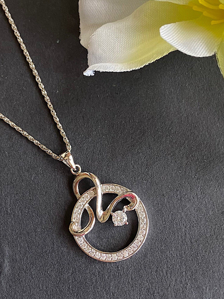 Round Design Silver Pendant