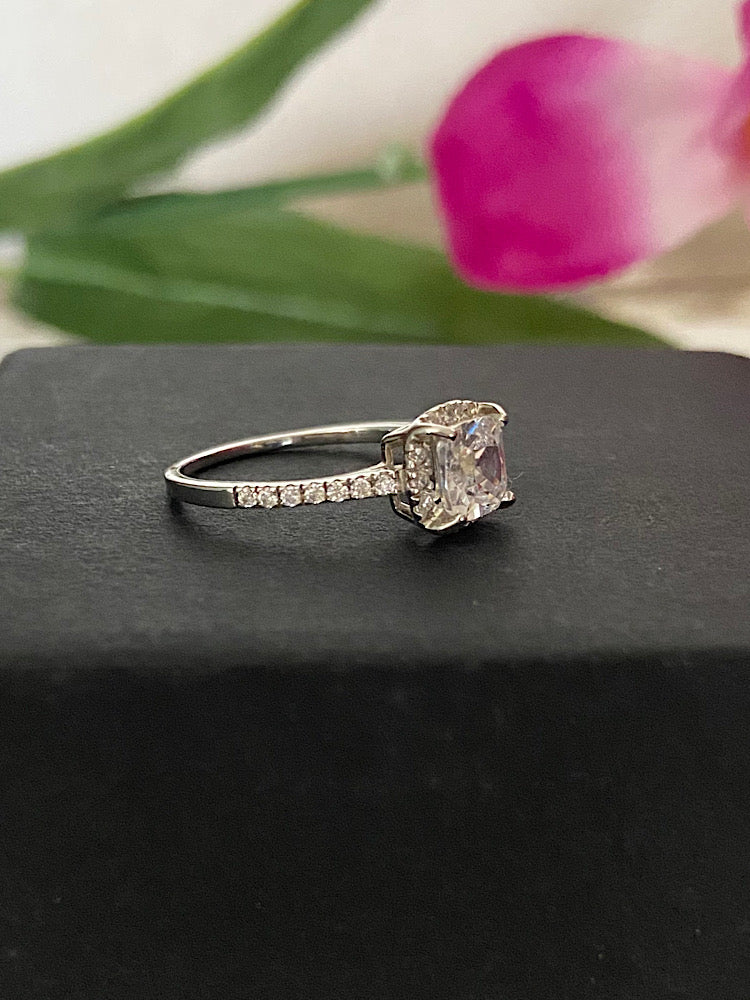 Solitaire Silver Ring